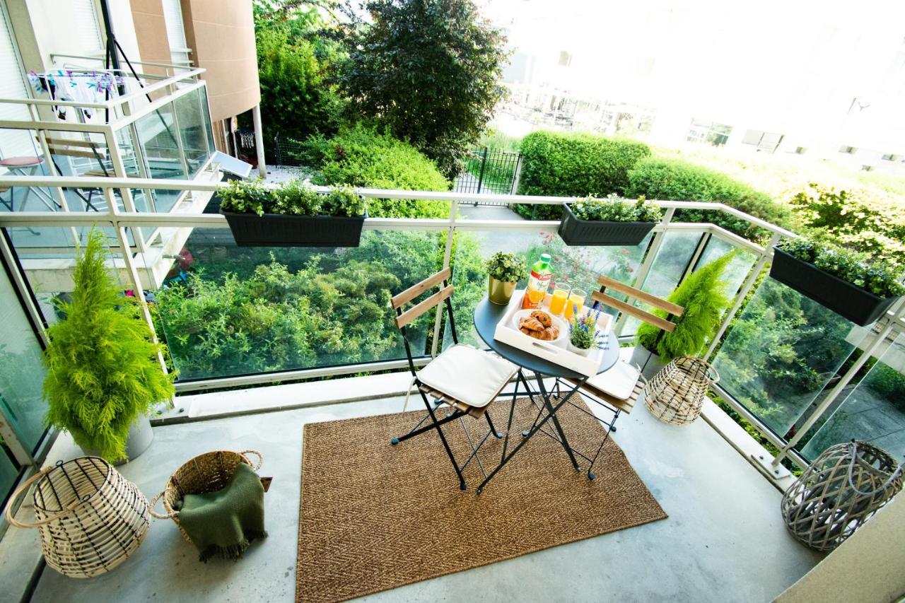 Appartement Studio charmant Cergy le Haut Au pied de la Gare ! PARKING PRIVE ! Extérieur photo