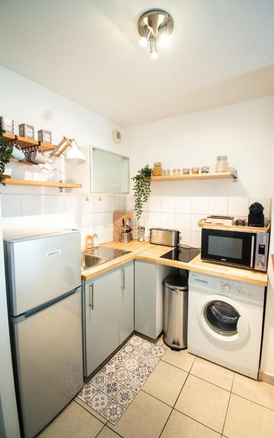 Appartement Studio charmant Cergy le Haut Au pied de la Gare ! PARKING PRIVE ! Extérieur photo