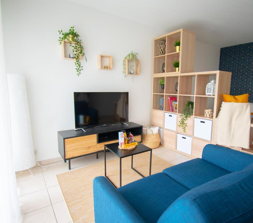 Appartement Studio charmant Cergy le Haut Au pied de la Gare ! PARKING PRIVE ! Extérieur photo